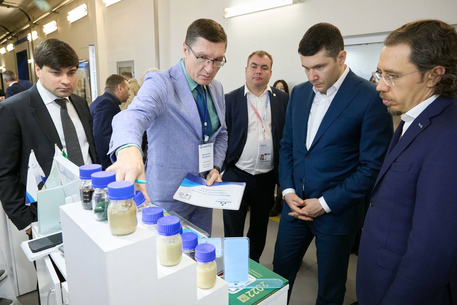 Компания ООО «Синергия Технологий» представила свои разработки министру промышленности и торговли РФ А.А. Алиханову